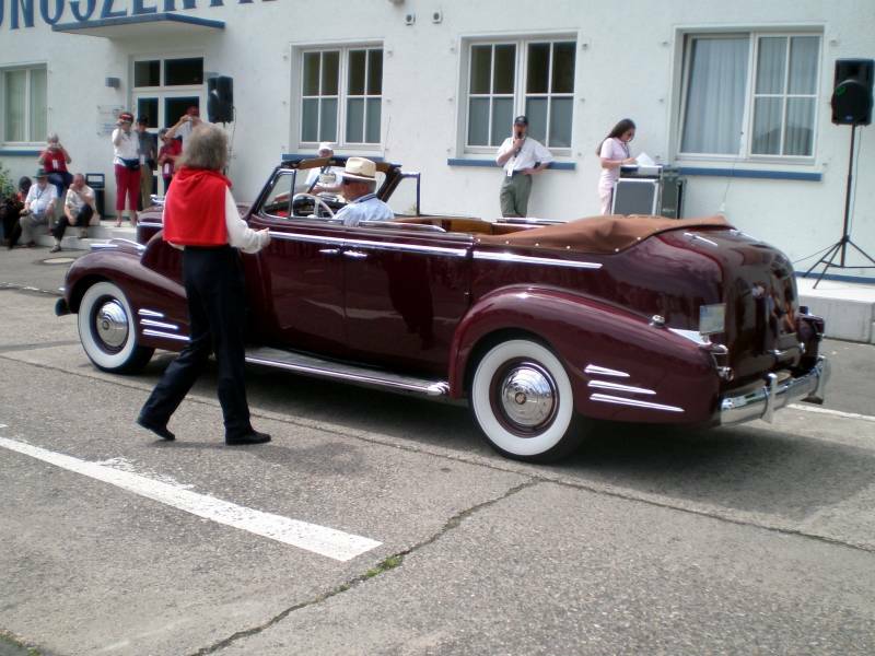 CLC D Presd. Wlhelm Doering award for the 38 caddy 4 dr conv from Germany.JPG - President's Trophy :1938 Cadillac Series 75 Convertible Sedan